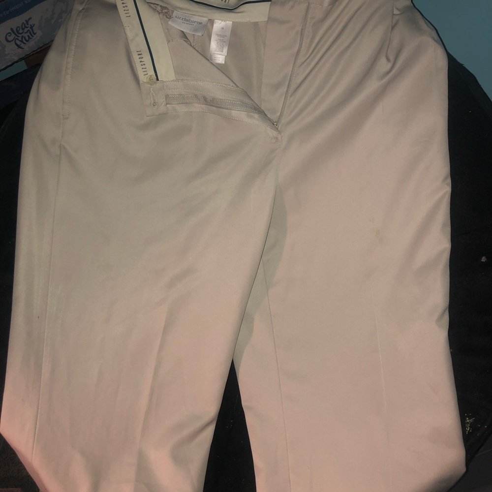 Tan Capri - Picture 2 of 2